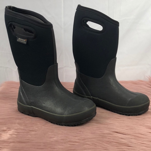 bogs classic high handles